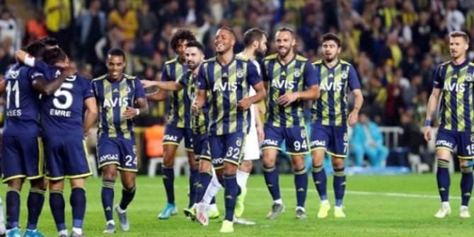 Derbiye saatler kala Fenerbahçe'ye şok!