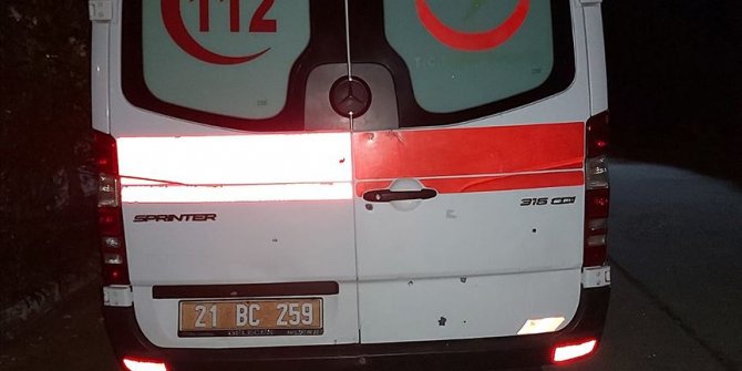Diyarbakır'da ambulansa silahla ateş eden zanlı tutuklandı