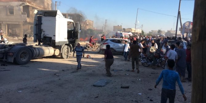 Azez’de bomba yüklü araç patladı: 3 ölü, 10 yaralı