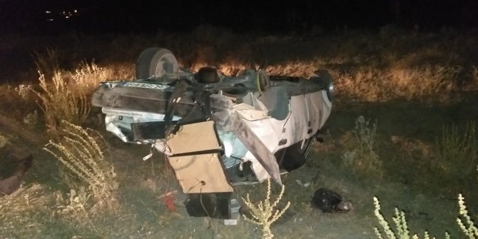 Piknikten dönen gençler kaza yaptı: 1 ölü, 2 yaralı