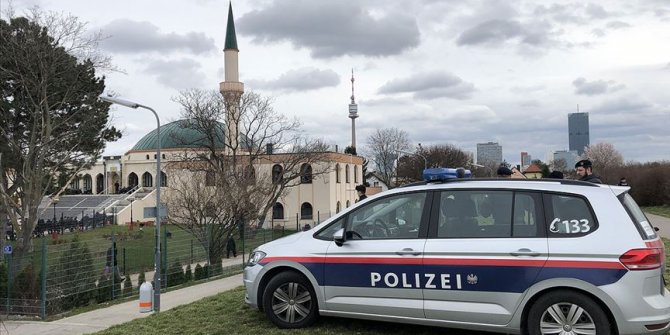 Avusturya 'siyasal İslam' bahanesiyle Müslümanlara ait kurumları fişlemeye hazırlanıyor