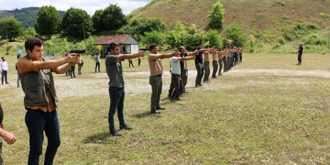 Düzce’de orman personeli atış eğitimini tamamladı