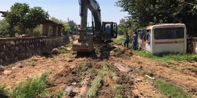 Ödemiş’te dere yatağı temizliği