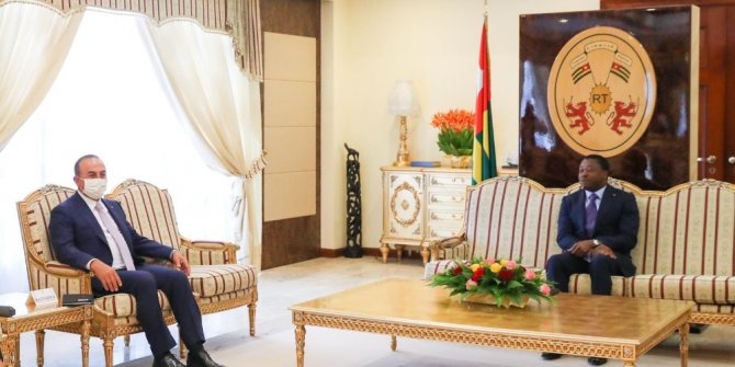 Dışişleri Bakanı Çavuşoğlu, Togo Cumhurbaşkanı Gnassingbé ile görüştü