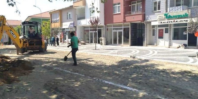 Hisarcık Belediyesi’nden çevre düzenleme ve peyzaj çalışması