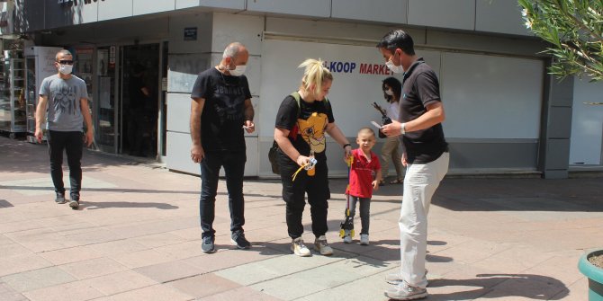 Annesinin sokak ortasında dövdüğü 4 yaşındaki çocuk koruma altına alındı