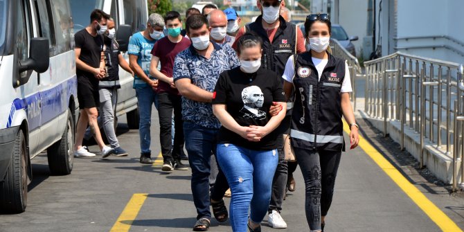 Adana’da ‘pos’ çetesine operasyonda 25 gözaltı