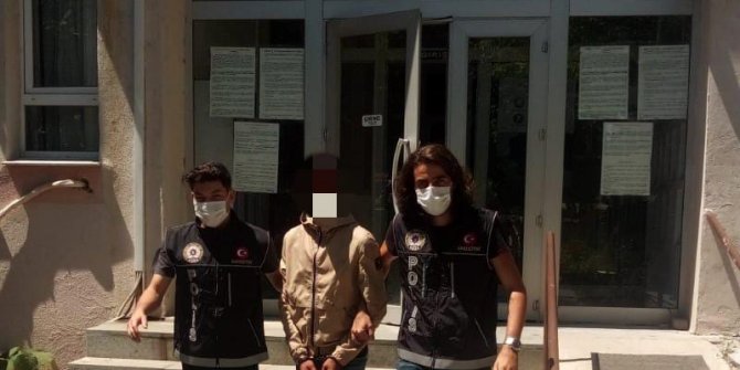 Bekçilerin suçüstü yakaladığı uyuşturucu satıcısı tutuklandı