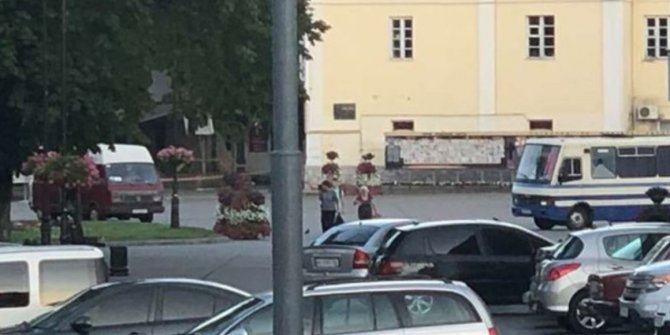 Ukrayna’da otobüste 13 yolcuyu rehin alan saldırgan operasyonla yakalandı