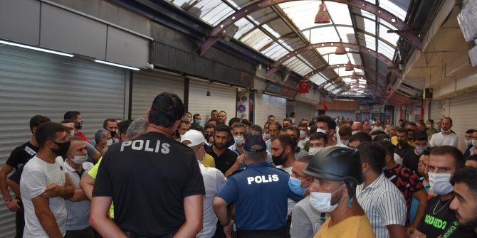 Marmaris'te sahte marka denetimine esnaftan alkışlı protesto