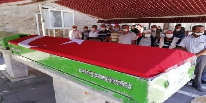Kazada ölen Kıbrıs gazisi askeri törenle toprağa verildi