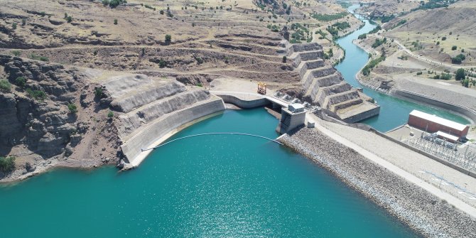 Gülistan Doku'nun bulunması için baraj suyunun tahliyesi sürüyor