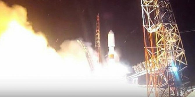 İngiltere ve Amerika endişe içinde: Rusya uzaya silah mı gönderdi?