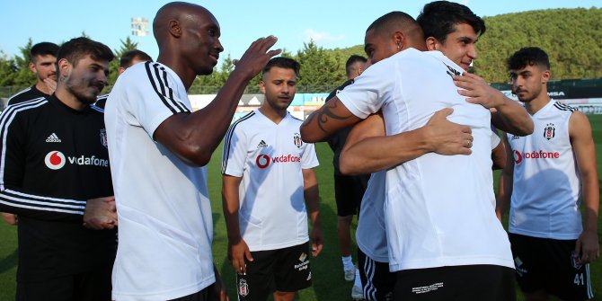 Beşiktaş'ta Ganalı futbolcu Boateng, takımla vedalaştı