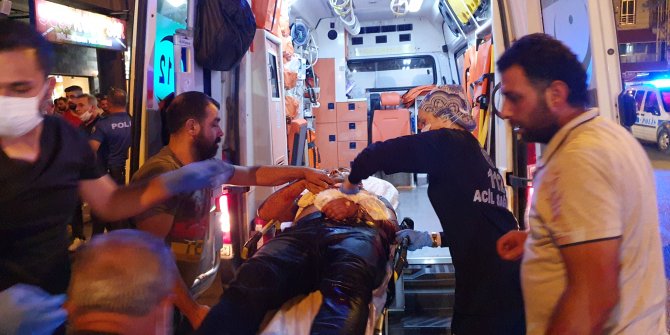 Kardeşini bıçaklayarak ağır yaraladı, kaçtı