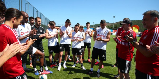 Burak Yılmaz, takım arkadaşlarına veda etti