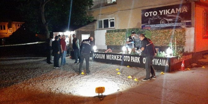 Otoparkta silahlı kavga: 1 ölü, 2 yaralı