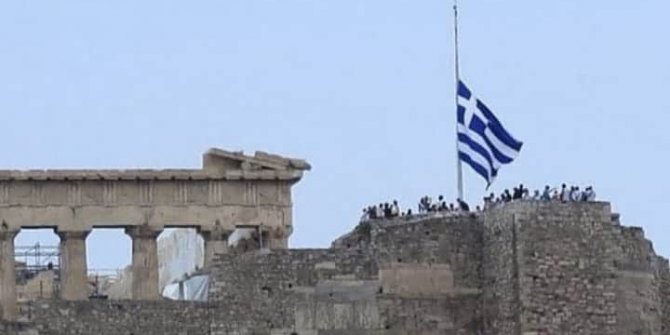 Yunanistan'da Ayasofya-i Kebir Cami-i Şerifi'nin ibadete açılmasına tepki