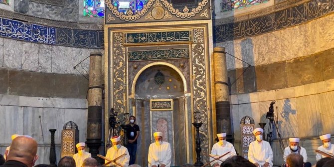 Bakan Albayrak'tan 'Ayasofya' paylaşımı