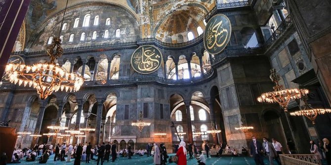 "Ayasofya'nın cami olarak yeniden açılışı yüzyılın en önemli olaylarından biri"