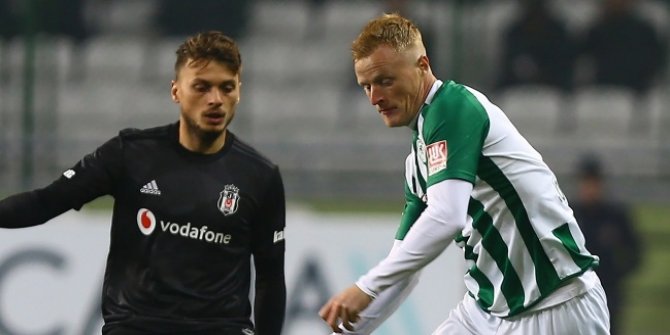 Konyaspor'da o futbolcu ile yollar ayrıldı