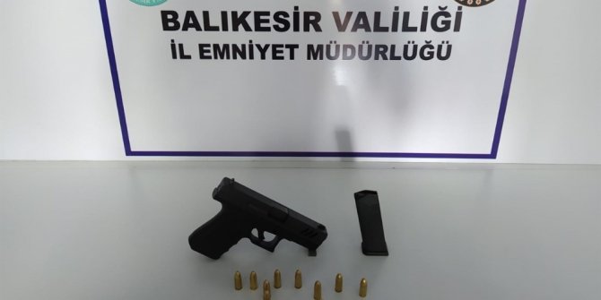 Balıkesir’de polisten silah ve uyuşturucu operasyonu