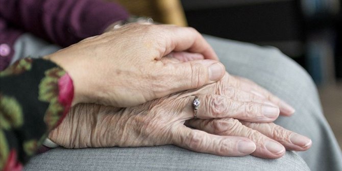 Huzurevlerinde kalan yaşlı ve engellilere 7 gün yakınlarını ziyaret imkanı sunuldu