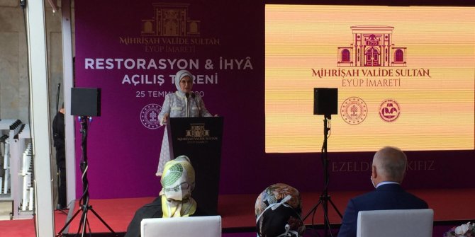 Emine Erdoğan: Ayasofya'mıza cami sıfatıyla yeniden kavuşmuş olmanın sevincini yaşıyorum