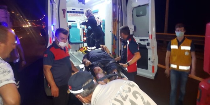 Tem otoyolunda iki tır çarpıştı: 1 yaralı