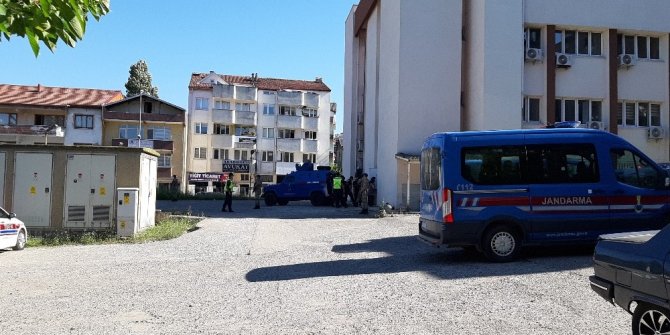 İki inşaat işçisinin ölü bulunduğu olayda 3 şüpheli tutuklandı