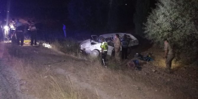 Otomobil şarampole devrildi: 1 ölü, 4 yaralı