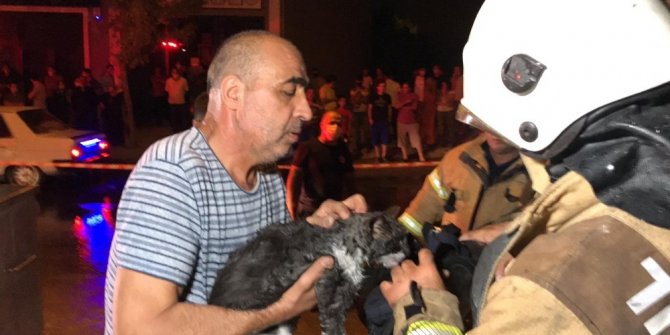 Ataşehir’de işçilerin kaldığı konteynerde korkutan yangın