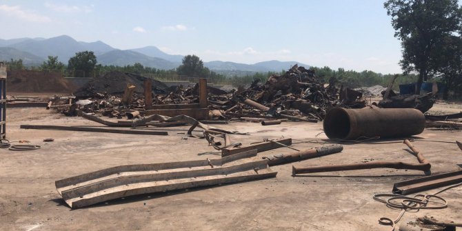 Oksijenle kesim yapılırken patlama: 1 işçi yaralandı
