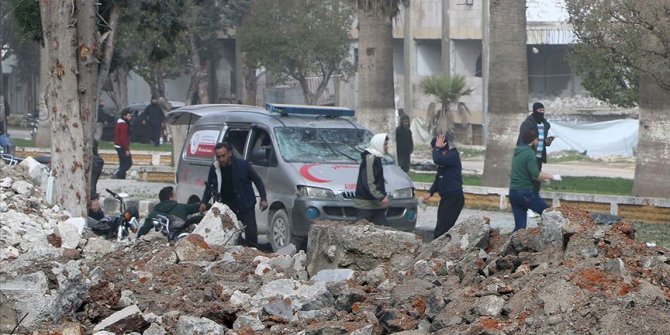 Afrin ve İdlib'de eş zamanlı bombalı saldırılarda 2 kişi öldü, 16 kişi yaralandı