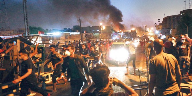 Bağdat’ta, hükümet karşıtı gösteriler yeniden alevlendi: 2 ölü