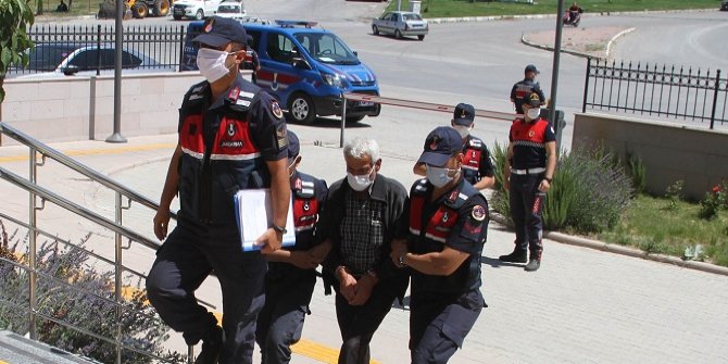 Konya'da müşterisini av tüfeğiyle öldüren kahvehane sahibi tutuklandı