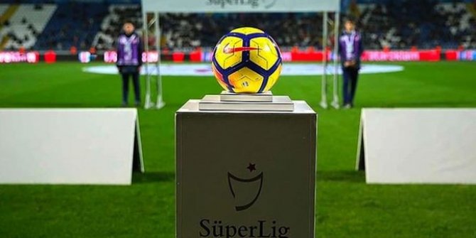 Süper Lig'den takımların faul ve kart sayıları