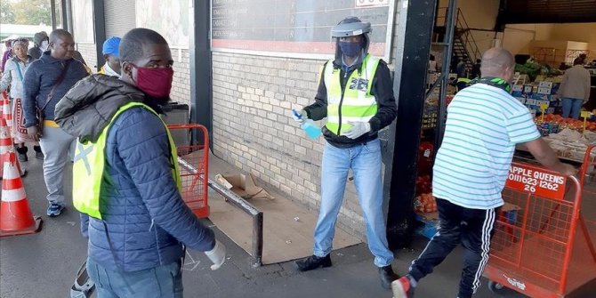 Güney Afrika Cumhuriyeti'nde Kovid-19 vaka sayısı 450 bini geçti