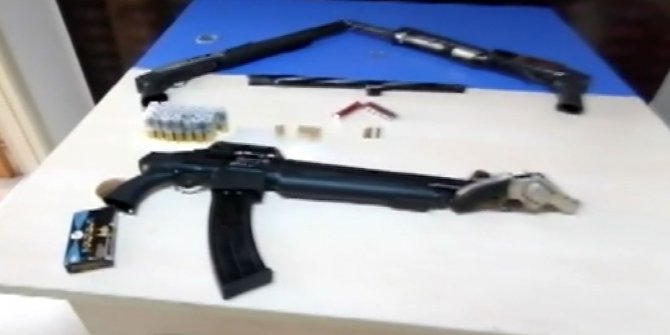 Adana'da 2 ayrı suç çetesine operasyon: 13 gözaltı