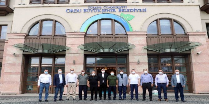 Başkan Büyükakın, belediye başkanları ile Ordu’da buluştu