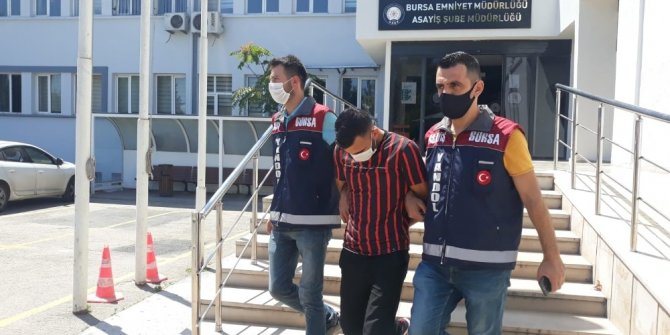 Bursa’da 51 suçtan kaydı bulunan kapkaççıyı elindeki yara bandı yakalattı