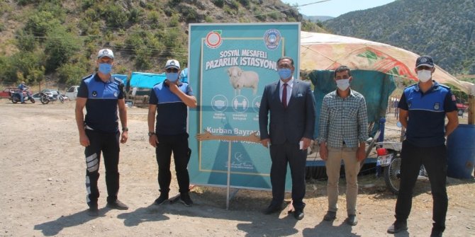 Sosyal mesafeli pazarlık istasyonu