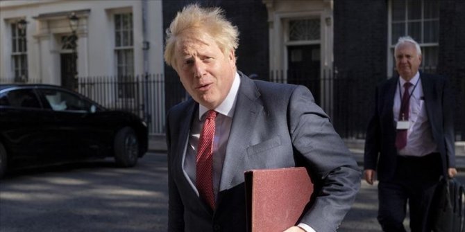 Johnson: Avrupa'da Kovid-19 vakalarındaki artış ikinci dalganın işareti