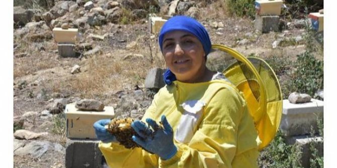 Sağlık çalışanı üretti! Tanesini 100 liradan satıyor