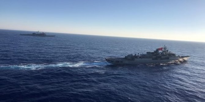 MSB duyurdu! Türk ve ABD gemilerinden Akdeniz'de eğitim
