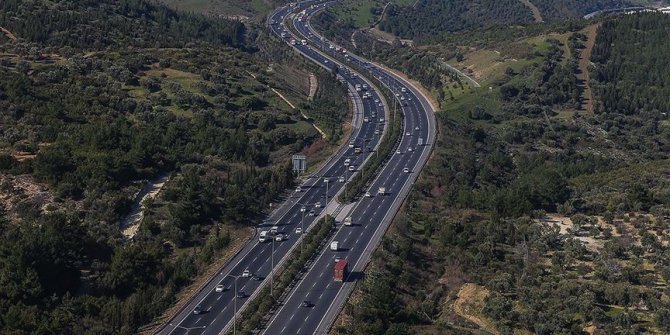 Trafiğe yılın ilk yarısında 388 bin 56 aracın kaydı yapıldı