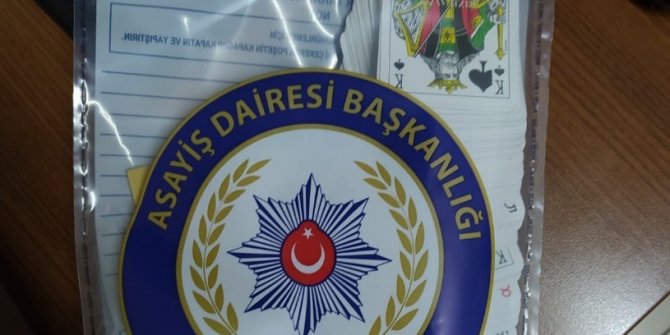 Konya'da polisten kumar baskını! 4 kişiye 4 bin 900 TL para cezası