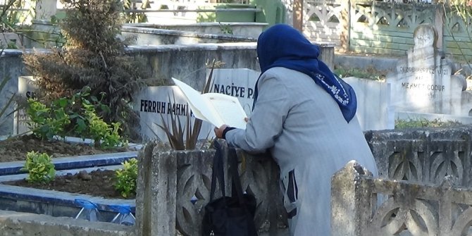 Bayram öncesi mezarlıklar doldu taştı