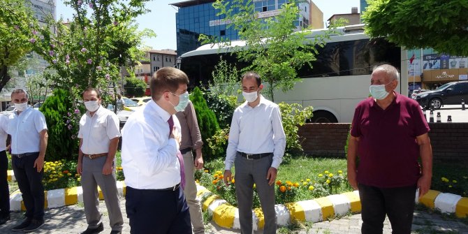 Iğdır Valisi Sarıibrahim'den bayramlaşmada mesafe uyarısı