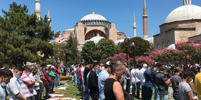 Ayasofya-i Kebir Cami-i Şerifi’nde ikinci cuma namazı
